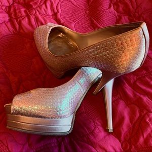 Lulu Townsend Lois Platform Pumps in Tea Rose